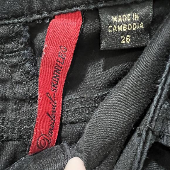 Guess Women's Black Skinny Stretch Denim Pants Daredevil Skinny Size 26 - Picture 10 of 10